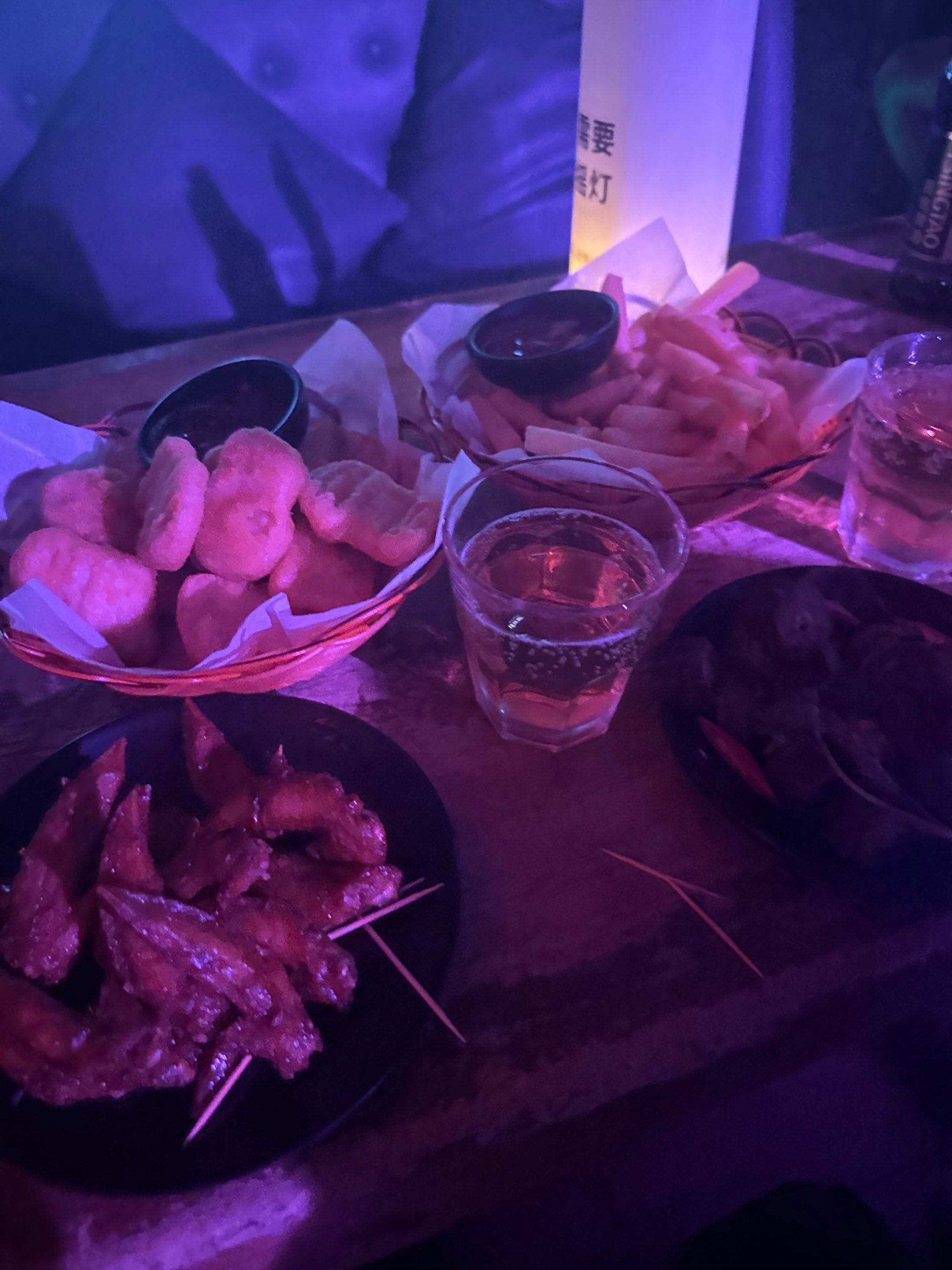 包头商务ktv中低端区别解析-东河区ktv预定